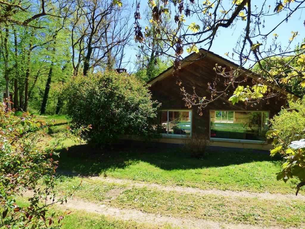 Beau Site Guimauve Et Vieilles Dentelles Bed & Breakfast Royeres Ngoại thất bức ảnh